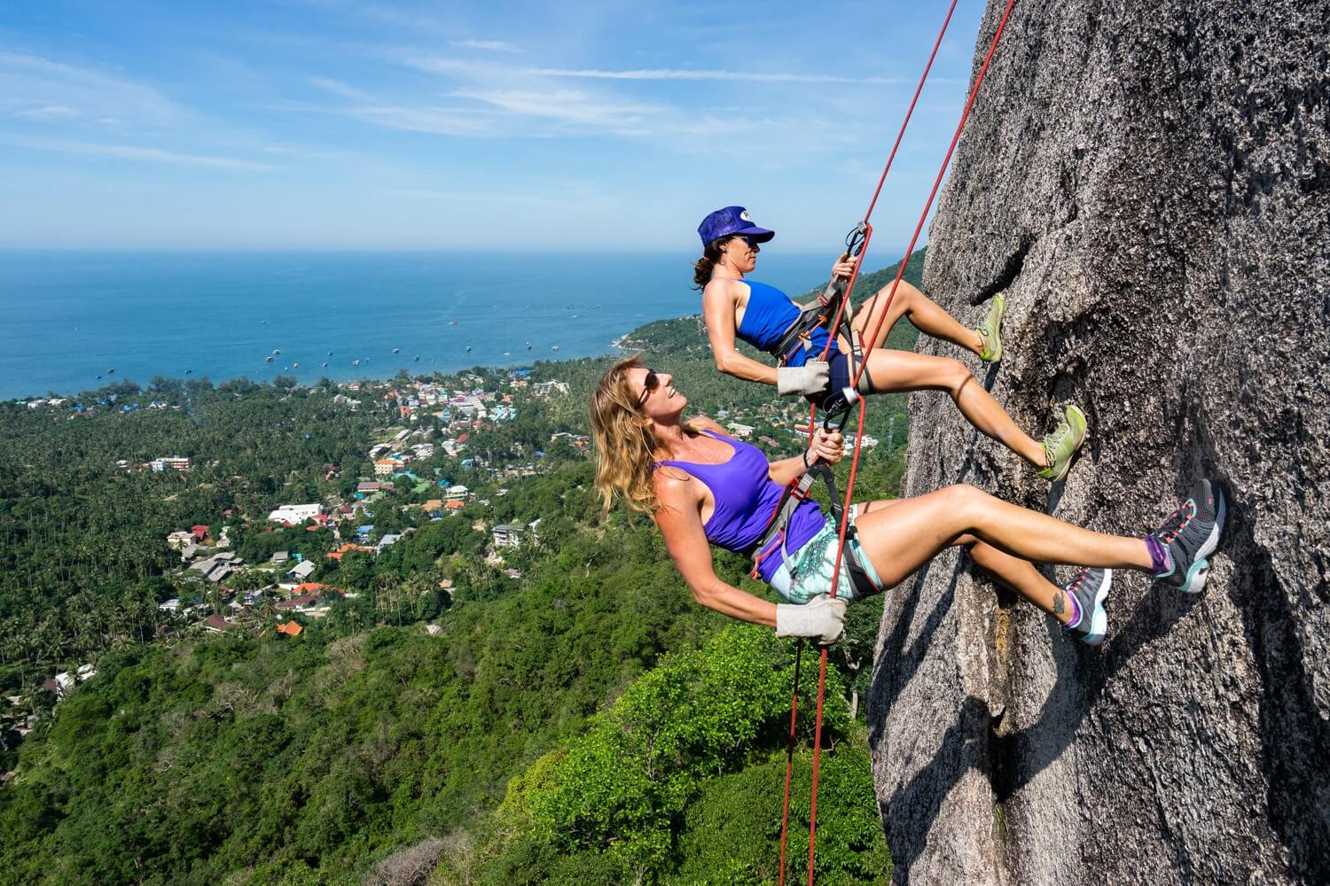 Rock Climbing Equipment Rental Koh Tao - Abseiling