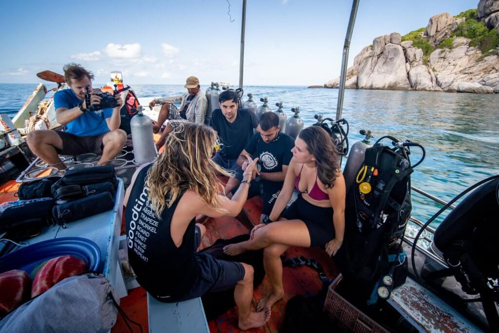 An SSI course briefing onboard the Goodtime Thailand dive boat