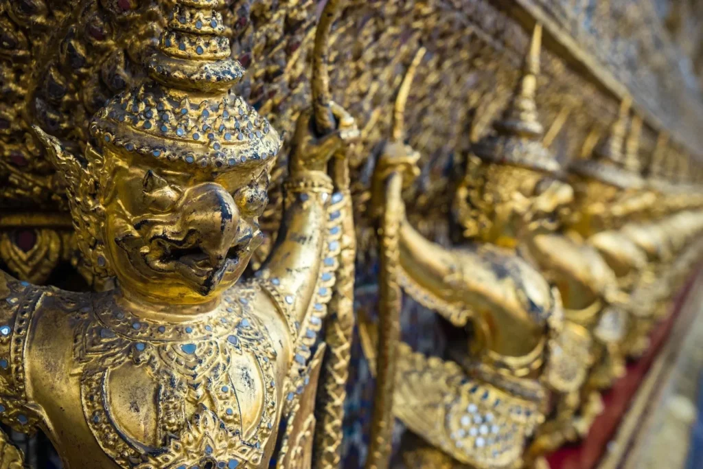 Knowing Basic Thai Phrases will help tourists when visiting Thailand.