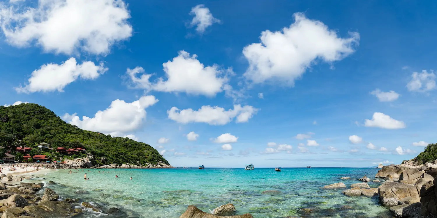Top 5 Must-Visit Beaches in Koh Tao, Thailand 1 Aquamarine waters stretch as far as the eye can see at Ao Leuk.