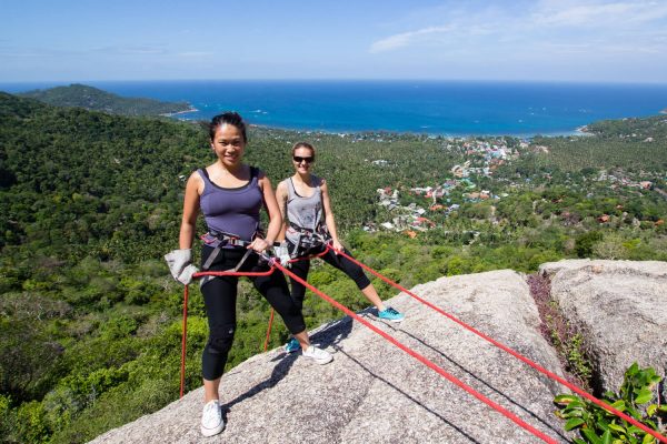 Try abseiling and climbing in our beginner-friendly course 'On The Rocks' on Koh Tao with expert guides and stunning tropical views.