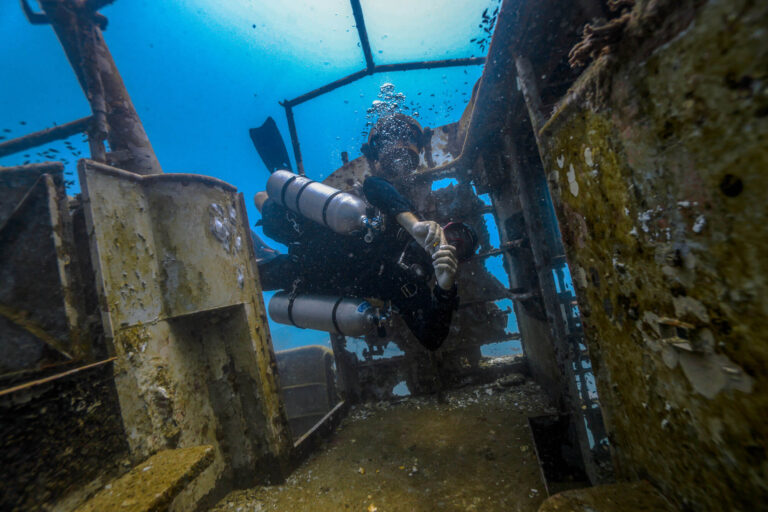 Sidemount wreck